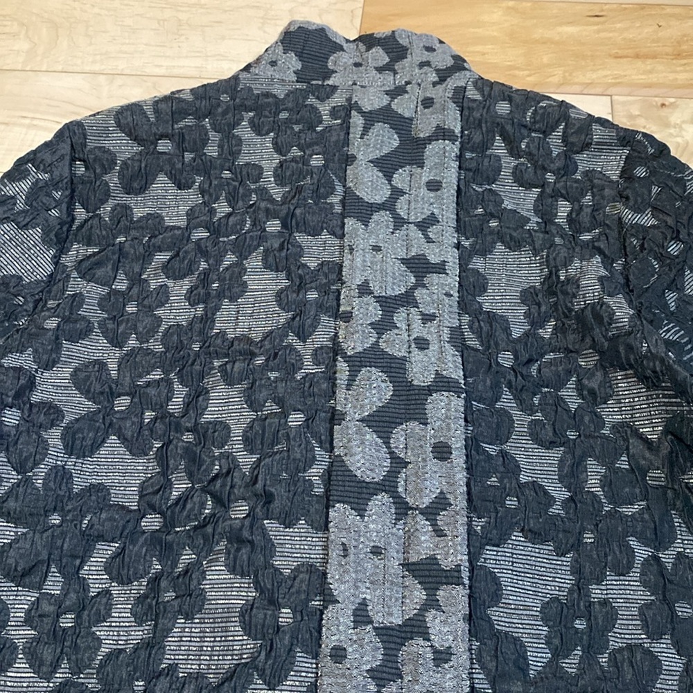 Floral Patterned Kimono Style Jacket - Picture 8 of 14